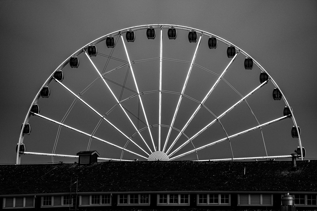 00_29 by Nick Patterson. Black-and-white Ferris wheel photograph.