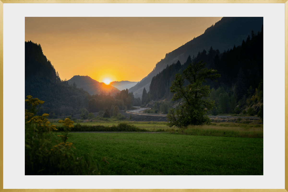 DATU 00_42 photographic print shown in a Gold Premium Metal frame with a white mat.