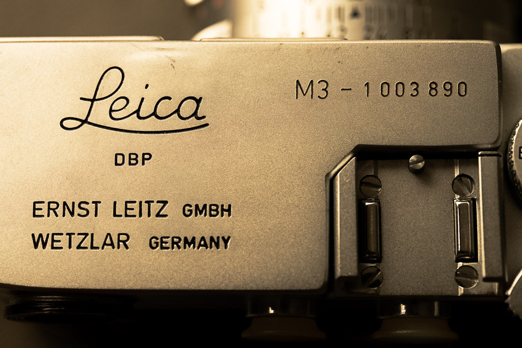 Leica M3 chrome top plate and engraved Leica logo.