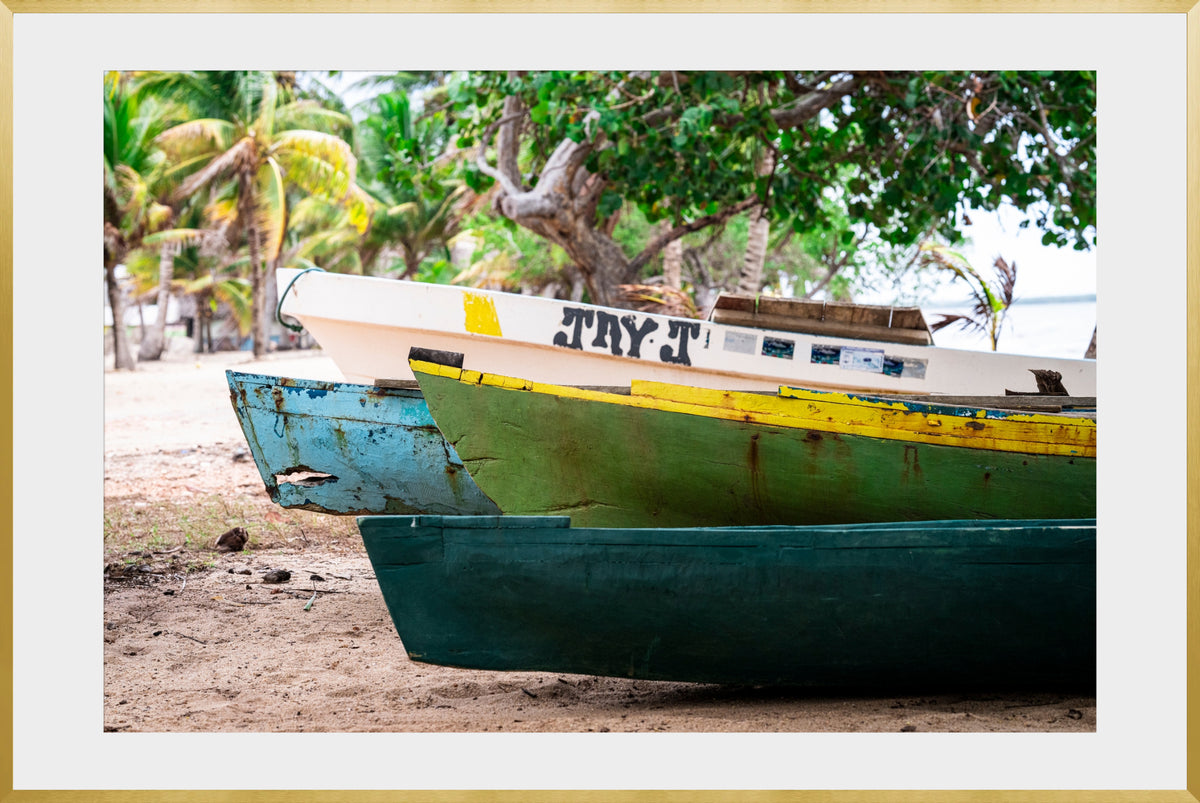 DATU 00_17 photographic print shown in a Gold Premium Metal frame with a white mat.